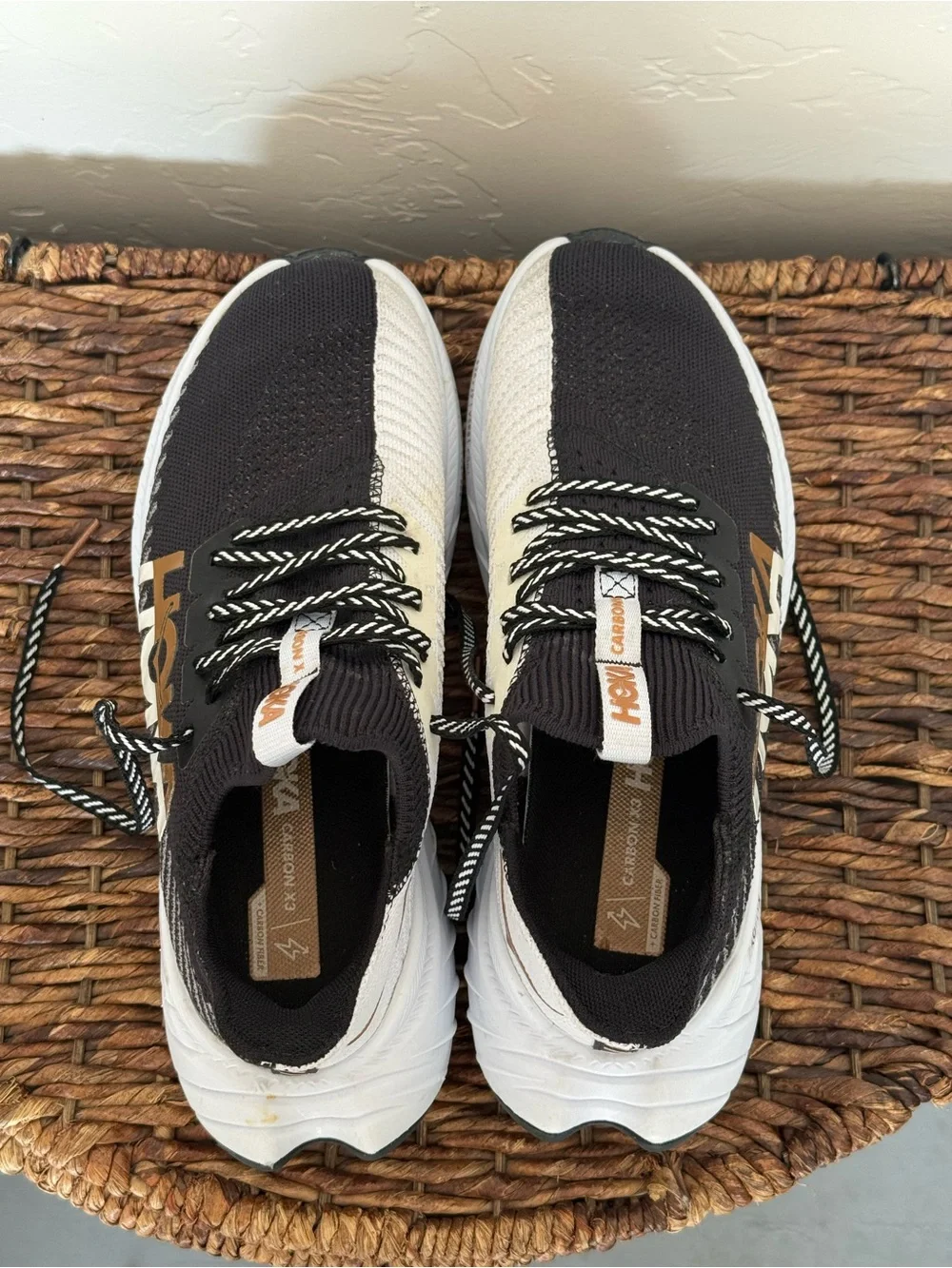 Women’s Hoka One One Carbon X 3